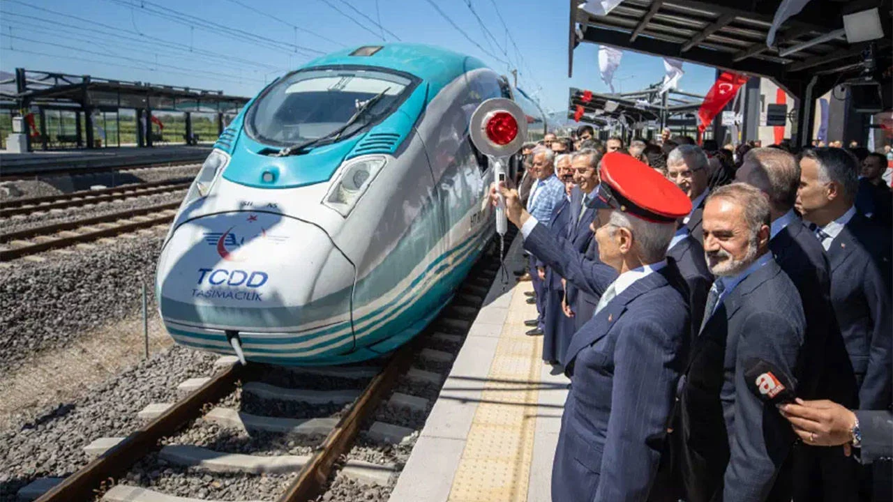 Özelleştirmeyi beklerken batıyor: TCDD’nin borcu 6,3 milyar TL