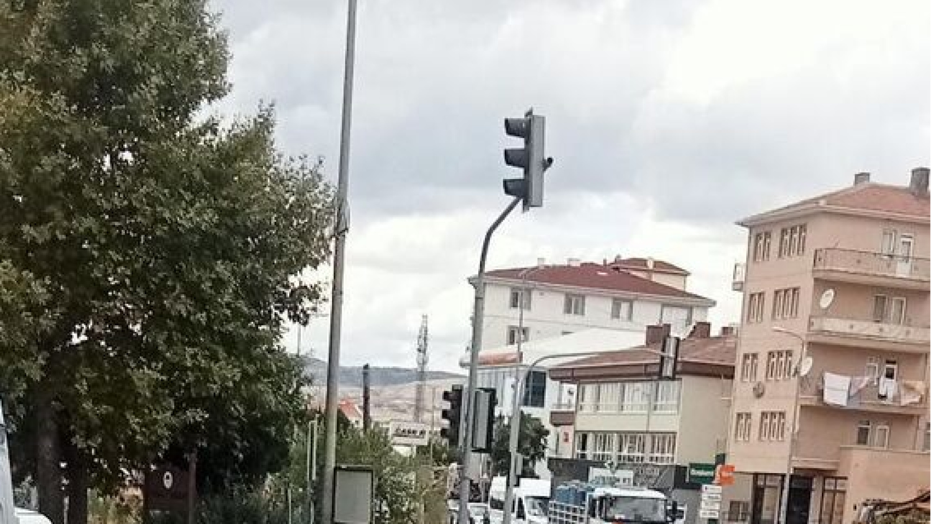 İki kişi araçta ölü bulundu