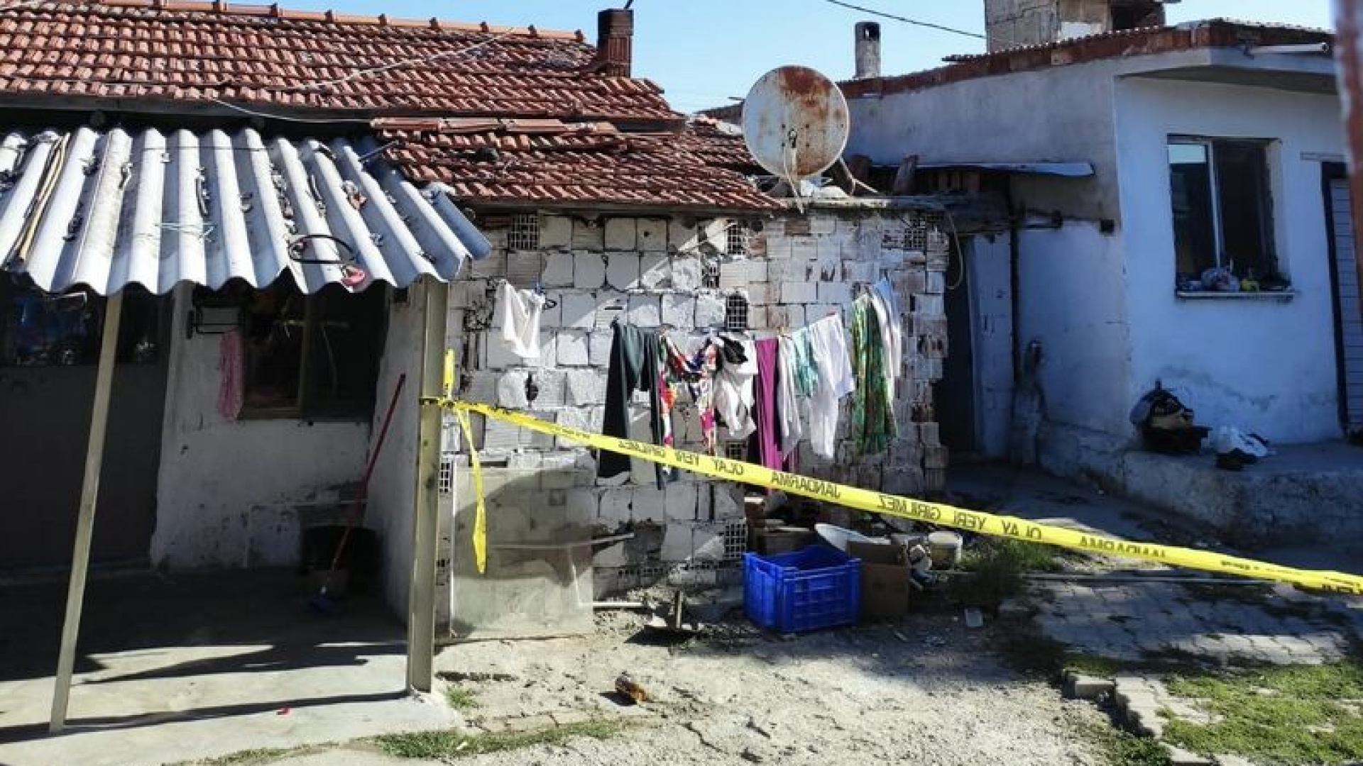 Bu evden bir kadın ölü çıktı!