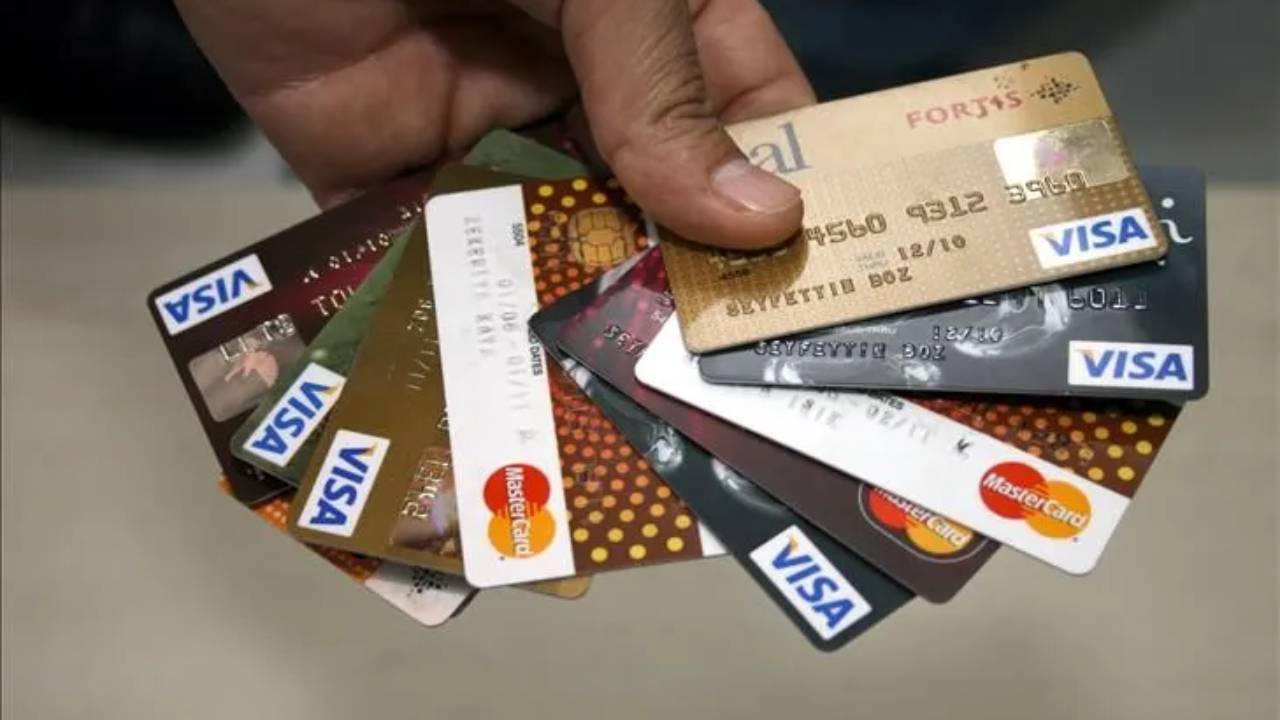 Kredi kartı limitleri düşecek mi: İddialara yanıt geldi