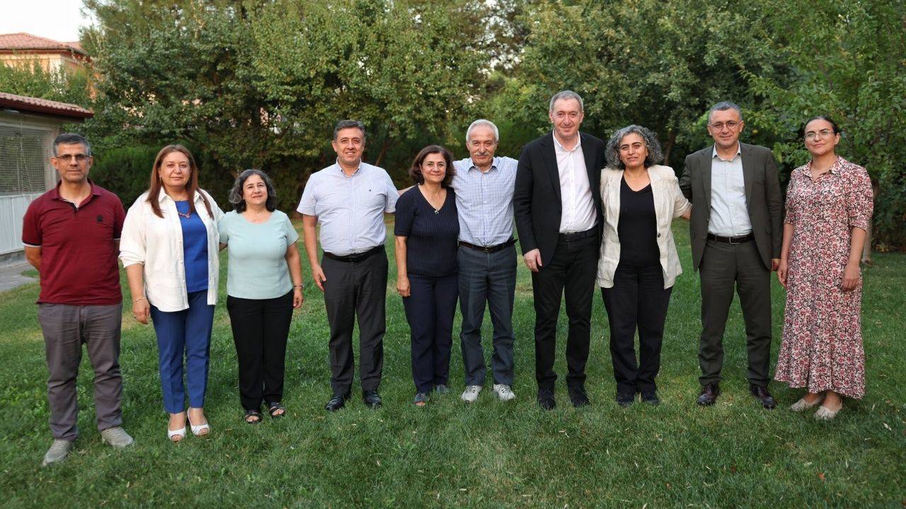 Tuncer Bakırhan'dan Selçuk Mızraklı'ya ziyaret