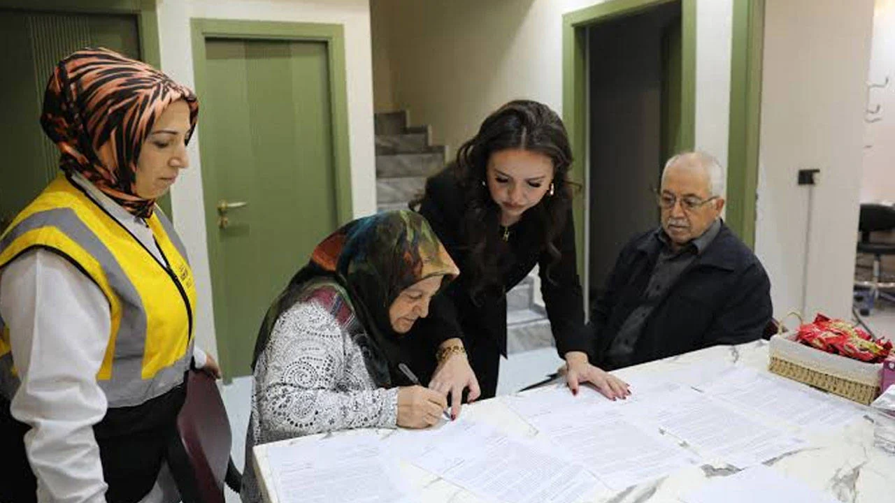 65 yaşı doldurmak yetmedi: AKP’li belediyeden ücretsiz check-up için 41 yıllık evlilik şartı