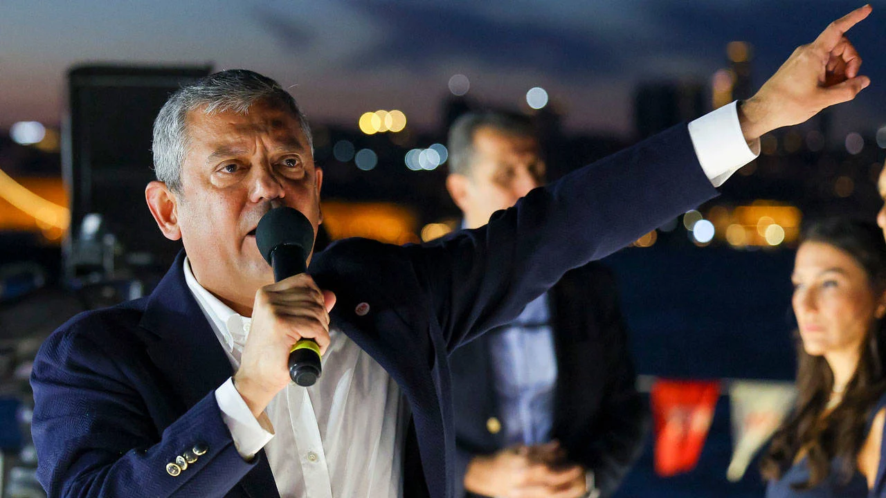 Özgür Özel'den seçim mesajı: Artık saflar netleşmiştir