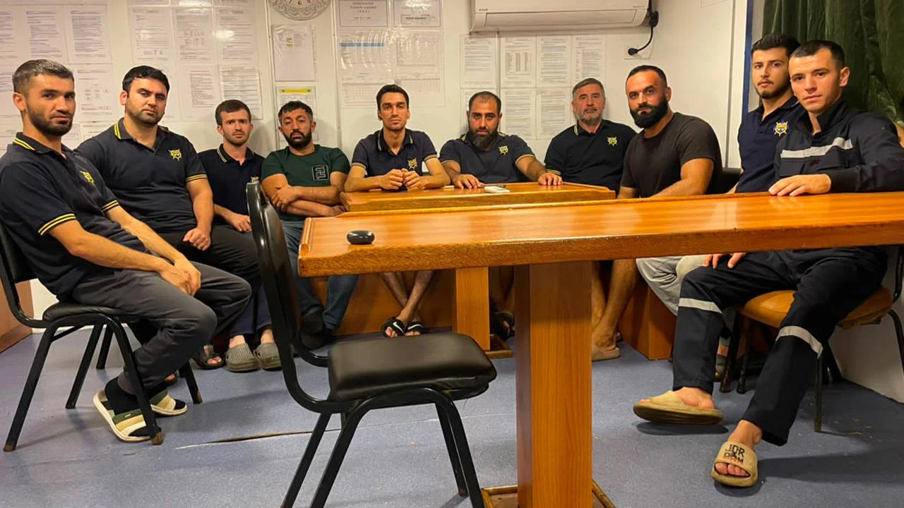BirGün gündeme getirmişti: "Sesimizi duyurun, evimize dönelim" diyen deniz işçilerinden dayanışma çağrısı