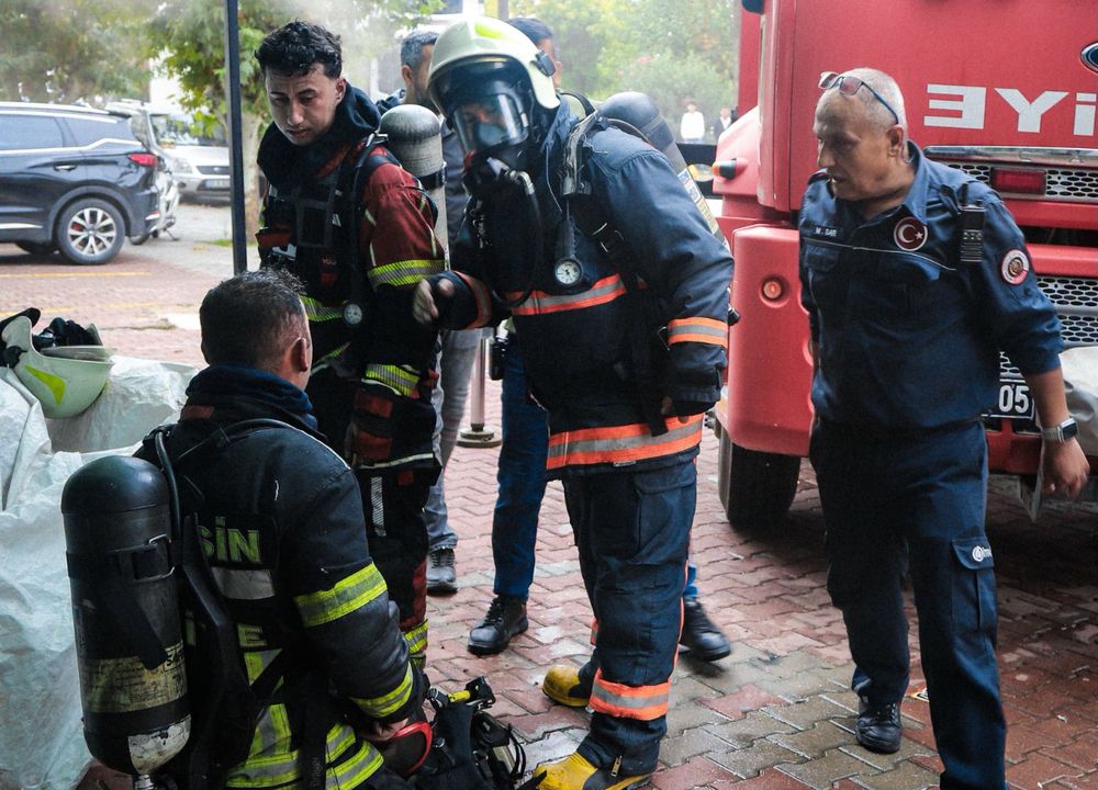 Mut’ta Karaman Firmasında Yangın! İtfaiye Ekiplerinden Fedakâr Mücadele