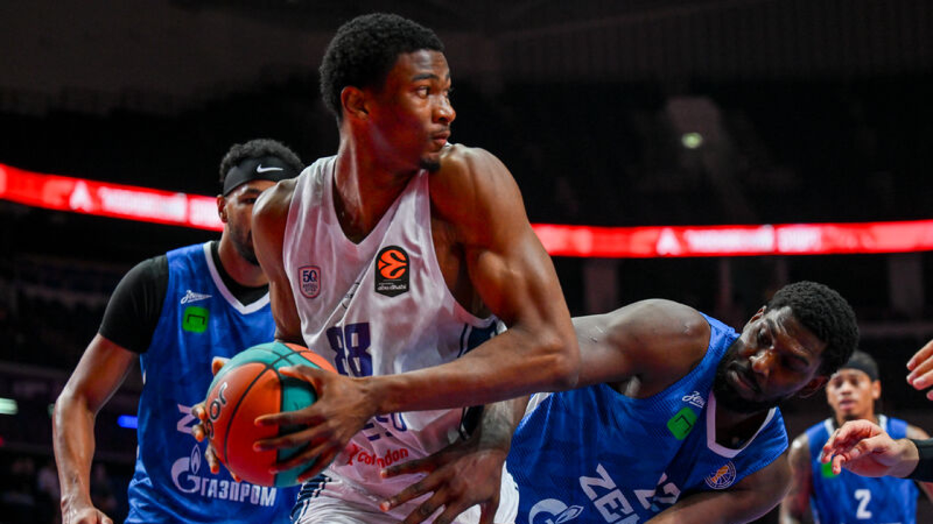 Anadolu Efes Barcelona deplasmanında!
