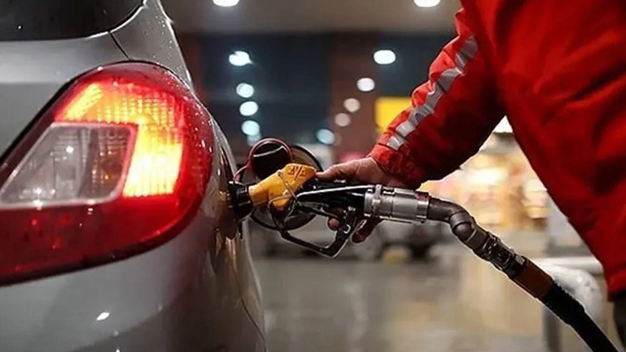 Tabela yine değişiyor: Motorine zam geliyor