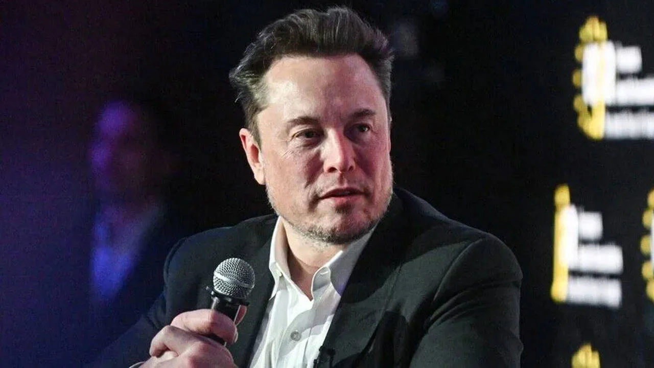 Elon Musk: "Gelecek yıl Amerika'daki her çocuğa SpaceX hisselerimden birini vereceğim"