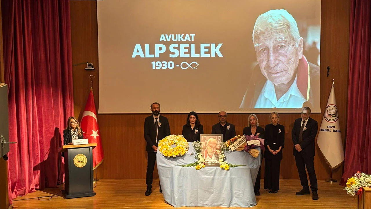 İşçi ve hak mücadelelerinin avukatı Alp Selek son yolculuğuna uğurlanıyor