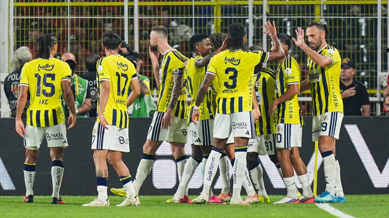 Şampiyonlar Ligi'nde haftanın ilk 11'i açıklandı: Fenerbahçe'den bir isim de kadroda