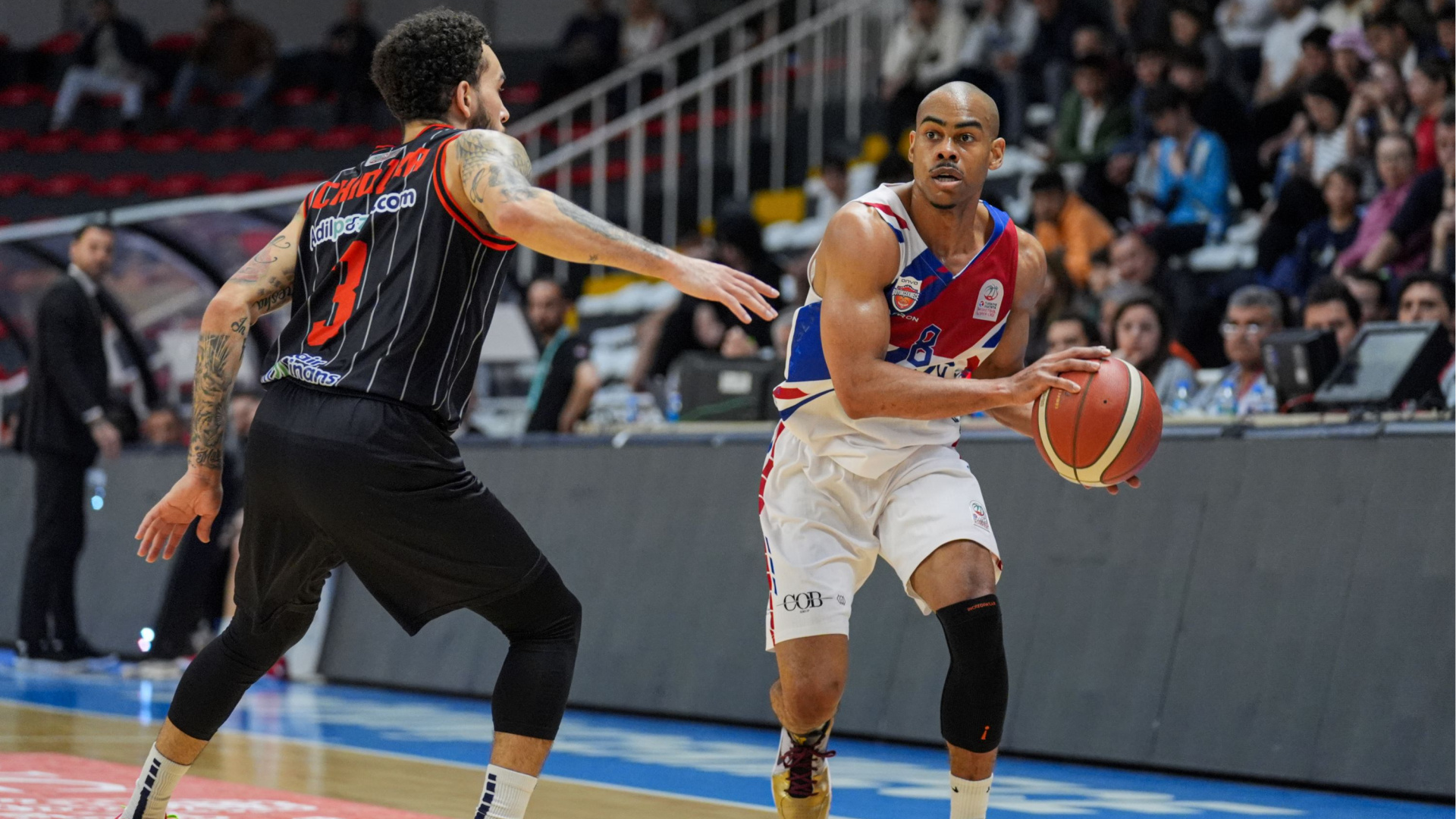 Markel Starks Karşıyaka'da!