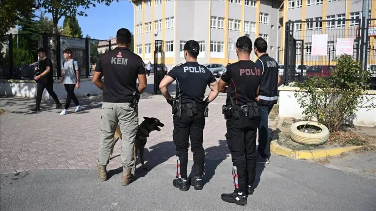 Okullarda yeni dönem: Güvenlik önlemleri açıklandı