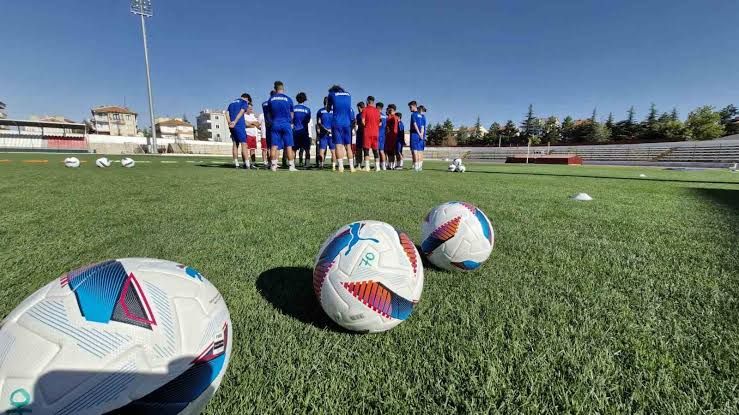 Karaman FK'dan Niğde'de Büyük Sürpriz!