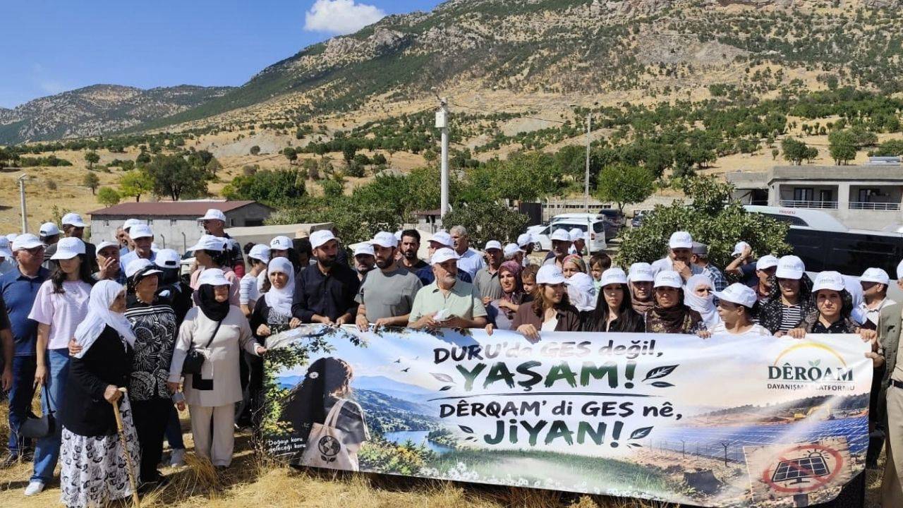 Köyün ortasına 93 bin güneş paneli: Yurttaşlardan tepki