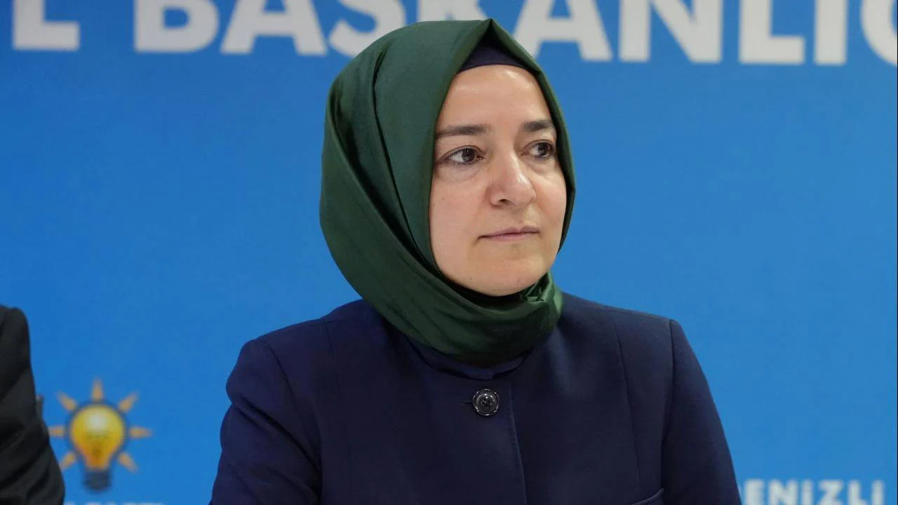 Nagehan Alçı: Fatma Betül Sayan Kaya'nın parayı iade etmediği söylendi