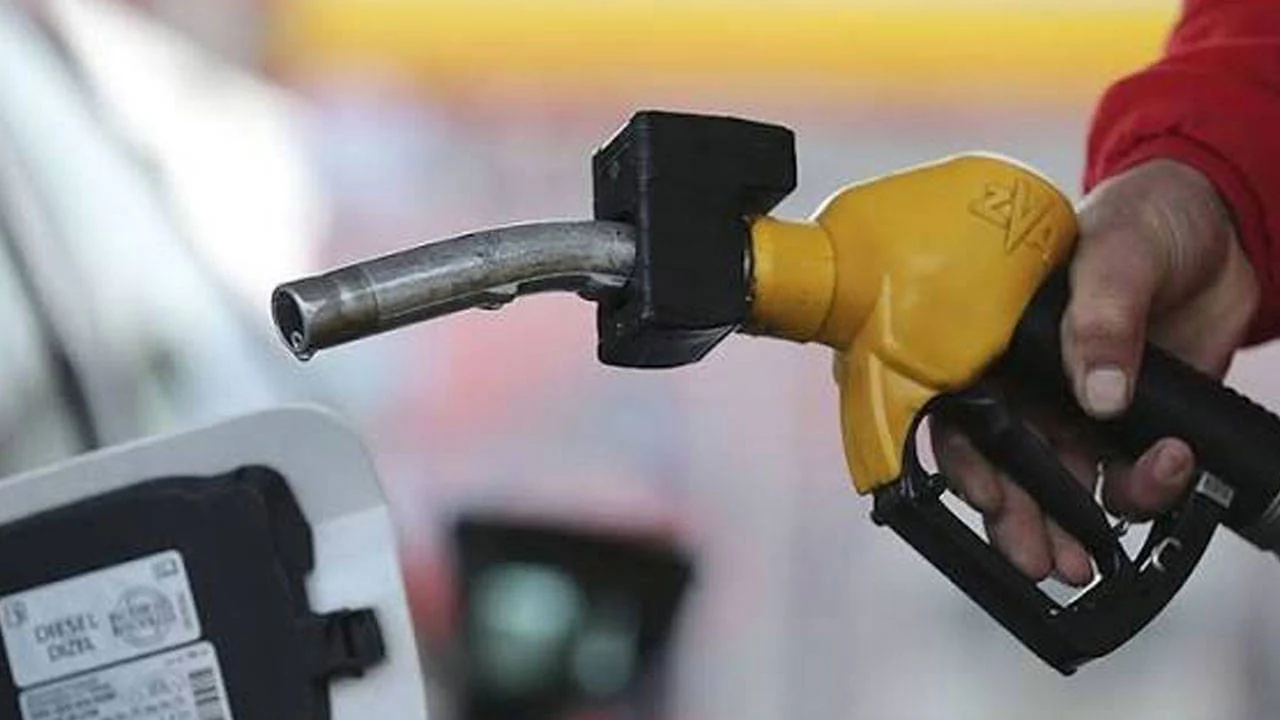 Benzine indirim geliyor