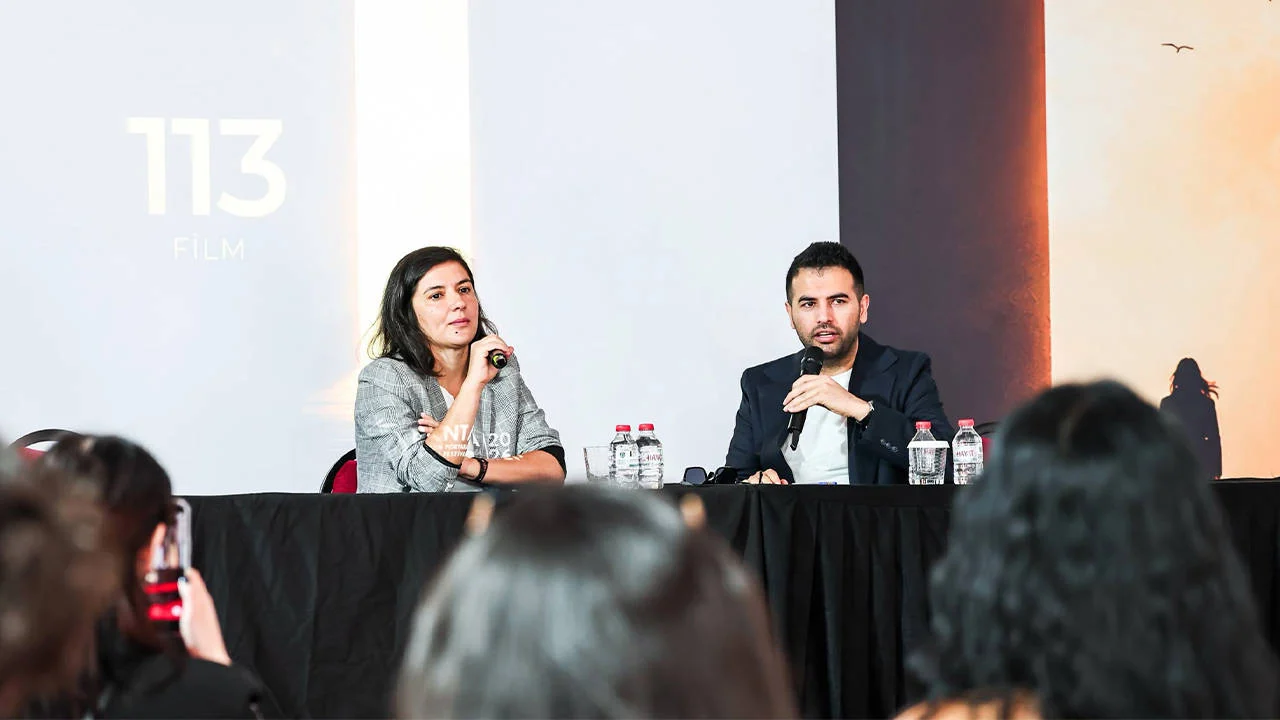 Altın Portakal’da sinemanın sorunları gündemde