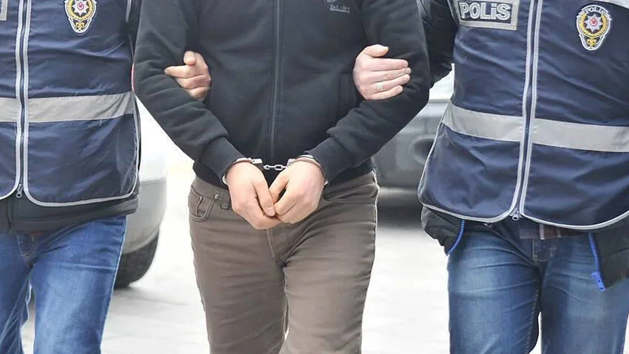 Van'da 14 yaşındaki çocuk "intihar etti" iddiası: 2 amca tutuklandı