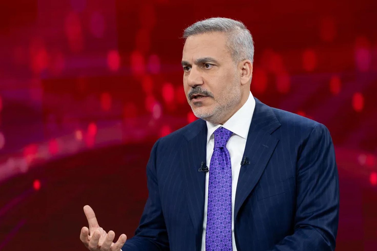 Başörtüsü tartışması sürerken Türkiye'den Azerbaycan'a kritik ziyaret