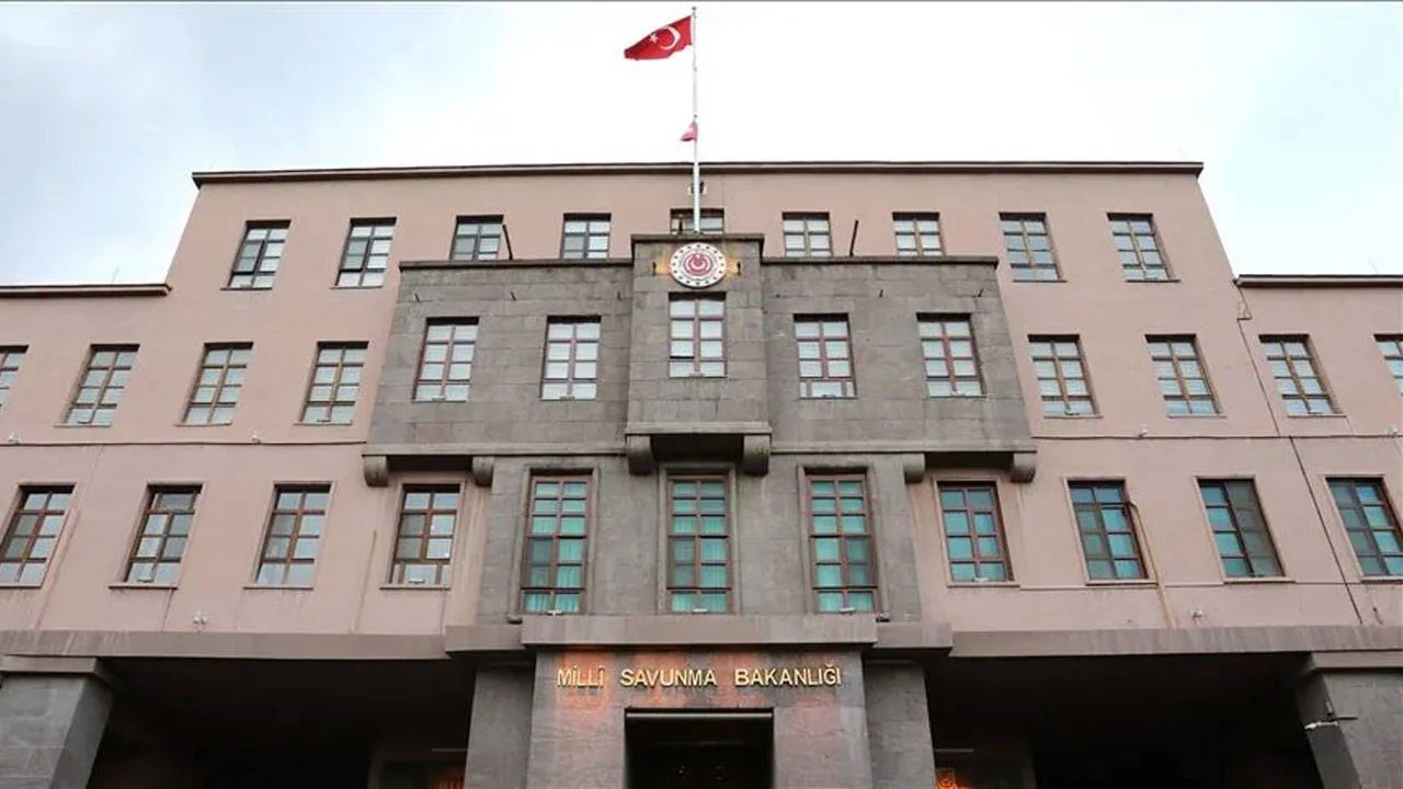 MSB: "İstihbarat Albay Sayit Gökgöz askeri araç kazasında şehit oldu"