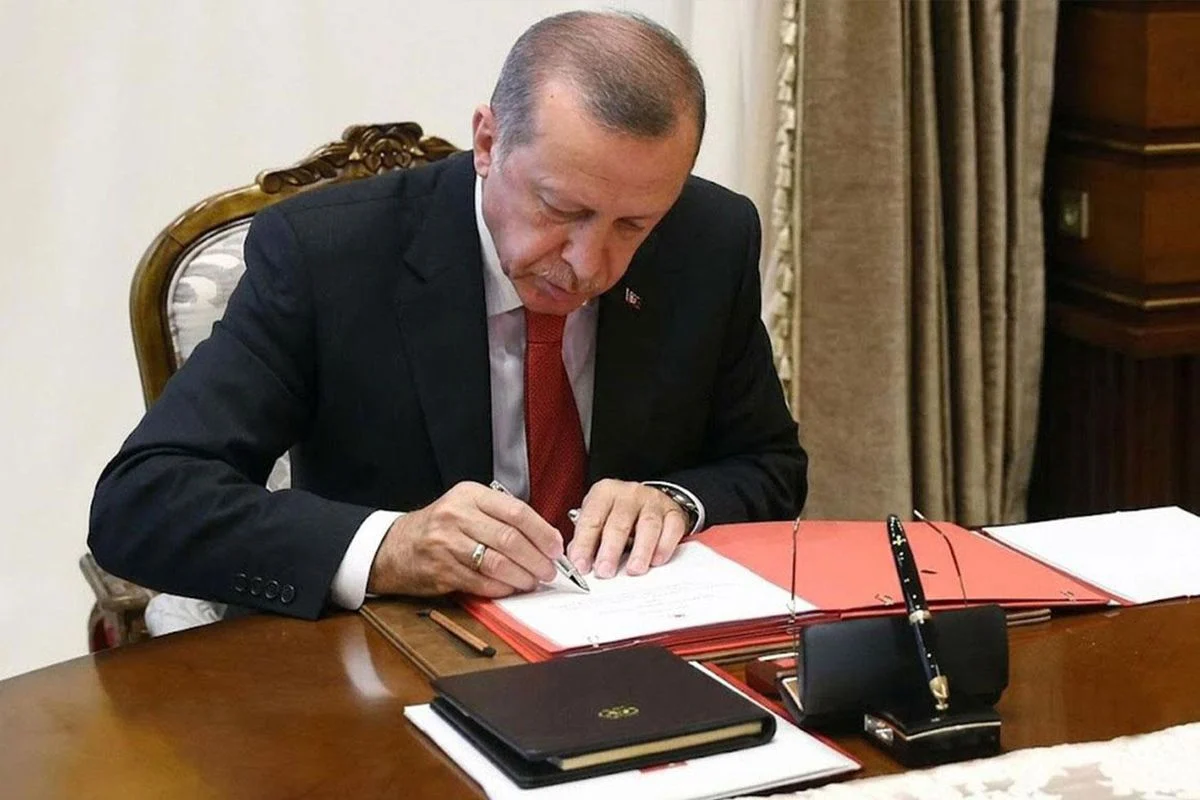 Cumhurbaşkanı Erdoğan tarafından yapılan atamalar Resmi Gazete'de