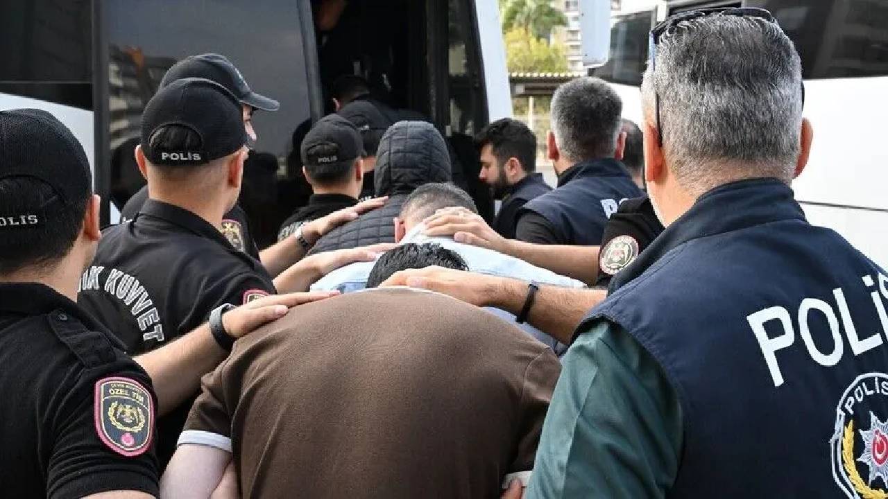 Mersin'deki yasadışı bahis operasyonu: Hesaplarda 7 milyar TL'yi aşkın işlem tespit edildi