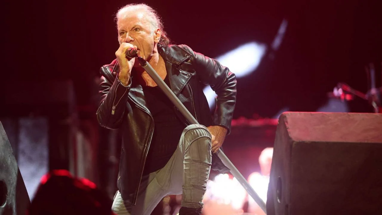 Heavy metal efsanesi Bruce Dickinson bir kez daha İstanbul'a geliyor