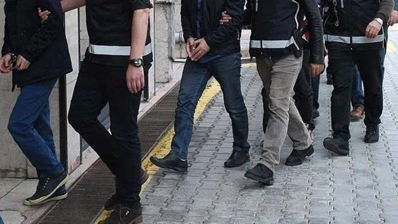 58 ilde 'yeni nesil suç örgütü' operasyonu: 348 kişi yakalandı