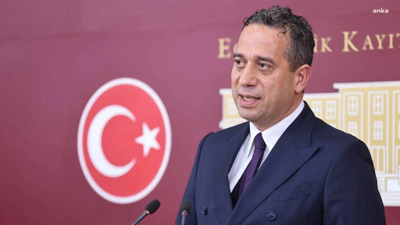 YENİ Parti'den Cemil Tugay'a ilişkin ilk açıklama: "Kendine işlem yapsın, yüzünü değiştirsin"