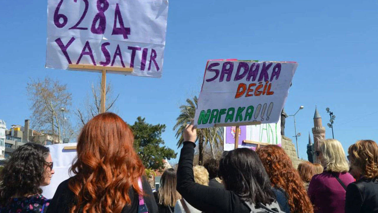 Yoksulluk artıyor, nafaka yasak