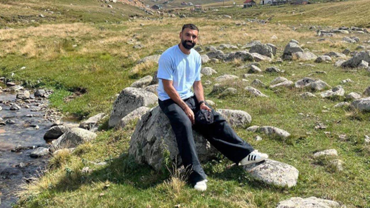 Muhammed Salah’ın fotoğraf çektirdiği taşın yanına bank konuldu
