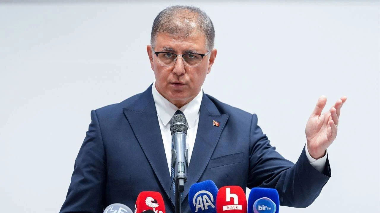 Cemil Tugay'dan "AKP'ye geçince işçileri çıkaracak mısınız?" sorusuna dikkat çeken yanıt