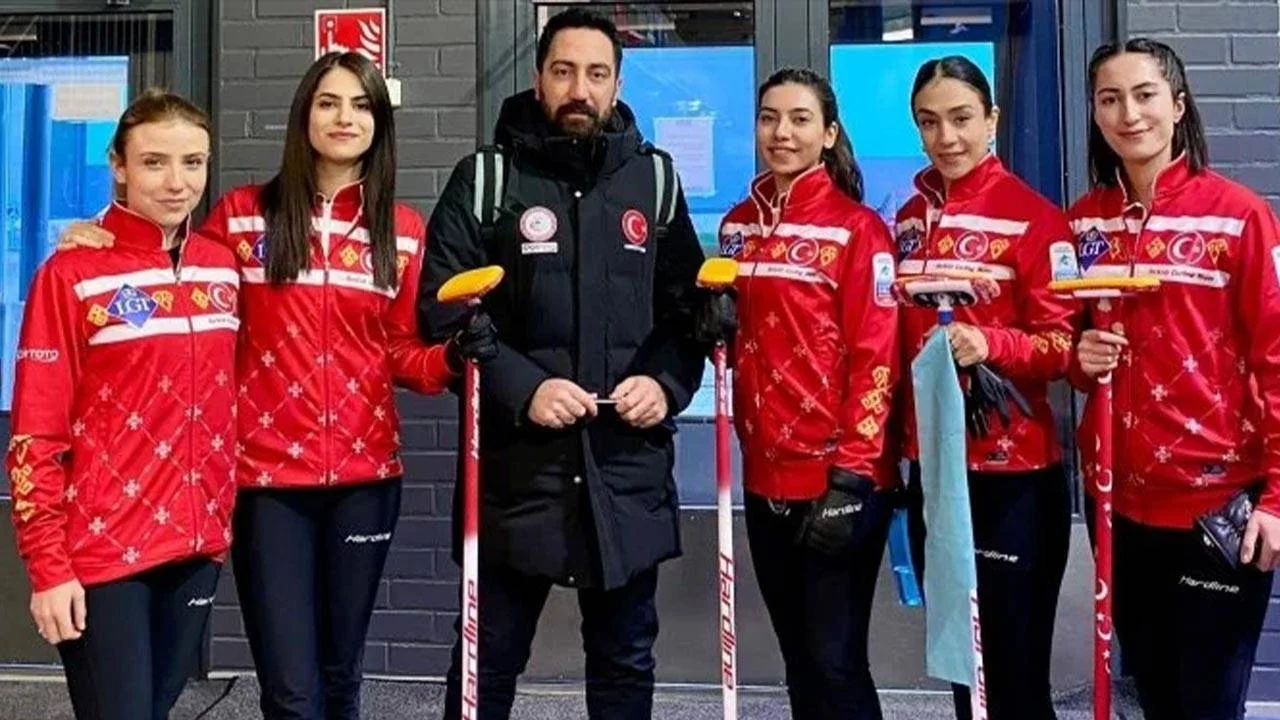 Milli Curling Takımı, Avrupa Şampiyonası’na galibiyetle başladı