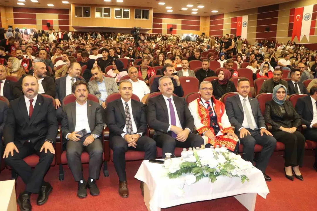 KMÜ’de yeni akademik yılı açılış töreni düzenlendi