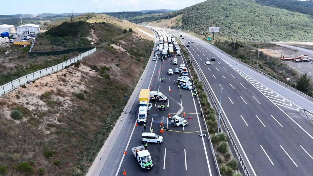 İstanbul'daki kazada ölen 3 çocuğun kardeş olduğu belirlendi: Kamyon şoförünün ilk ifadesi ortaya çıktı
