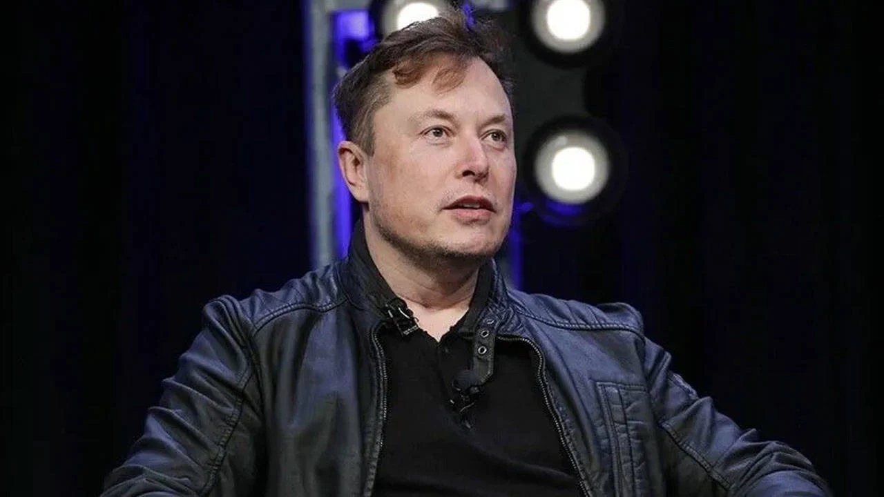 Musk, Starlink'in İHA operasyonlarında saldırı amaçlı kullanımına izin verilmediğini savundu