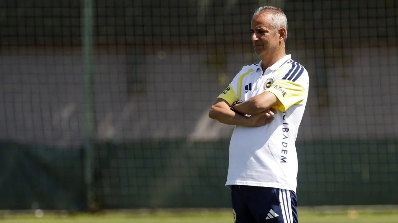 Fenerbahçe'de 'istifa krizi' çözüldü: İsmail Kartal takımın başında