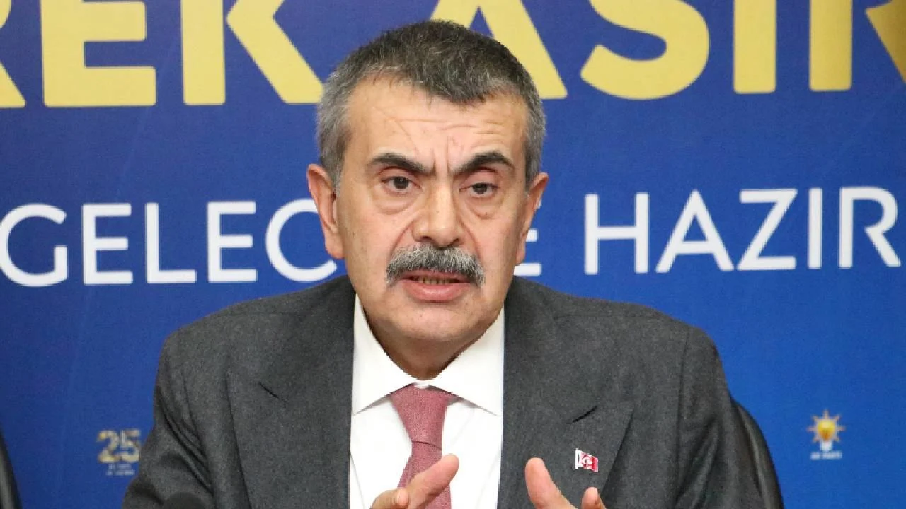 Bakan Tekin: "Okulların içinde tuvalet ihtiyacını giderecek yerlerin olmadığı okullardan bambaşka bir yere geldik"