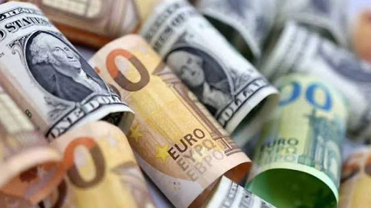 Döviz piyasasında yeni hafta hareketliliği: Dolar ve euro ne kadar oldu?