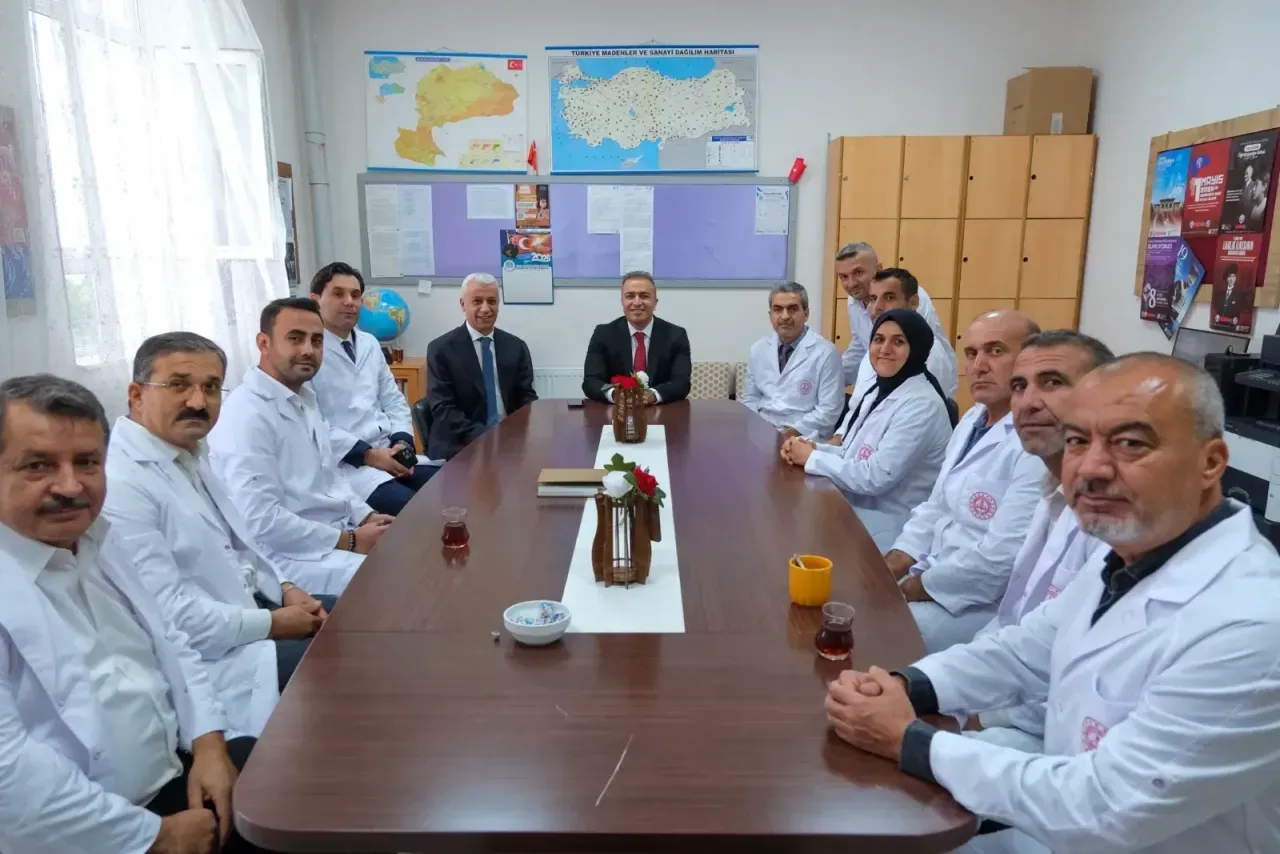 Vali Hayrettin Çiçek’ten Siyahser İlkokuluna Ziyaret