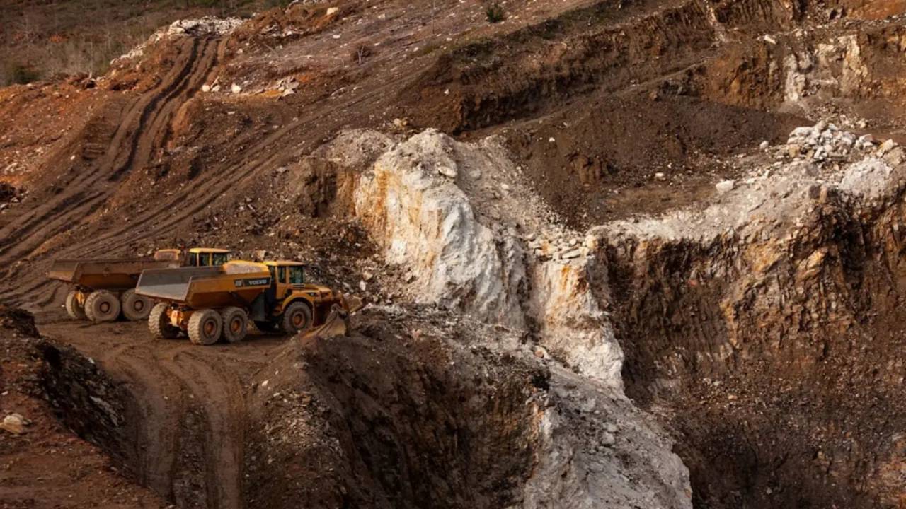 Orta Afrika Cumhuriyeti'nde altın madeninin çökmesi sonucu 107 işçi hayatını kaybetti