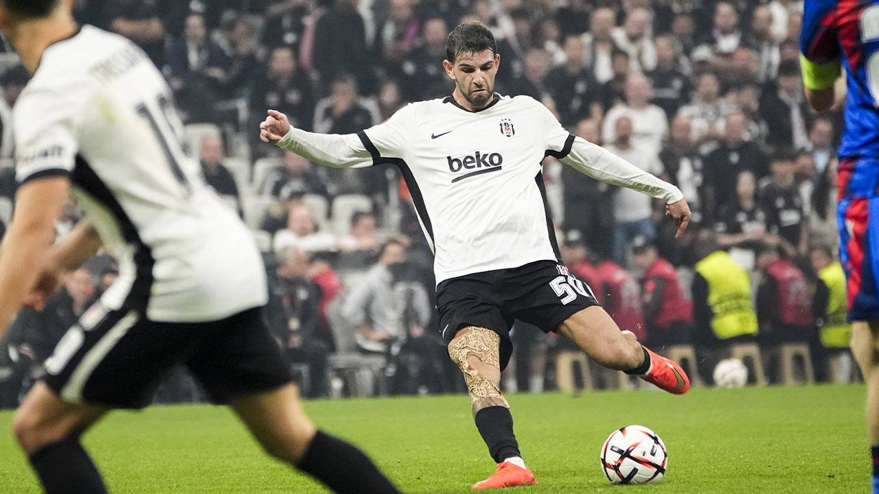 Beşiktaş’ta Ümit Akdağ’ın sağ elinde kırık tespit edildi