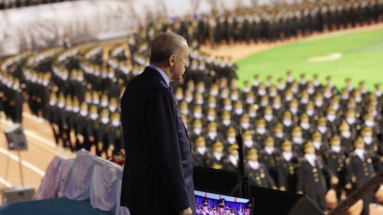 Erdoğan: 467 oyla kabul edilen kanun teklifini tarihi bir adım olarak görüyoruz