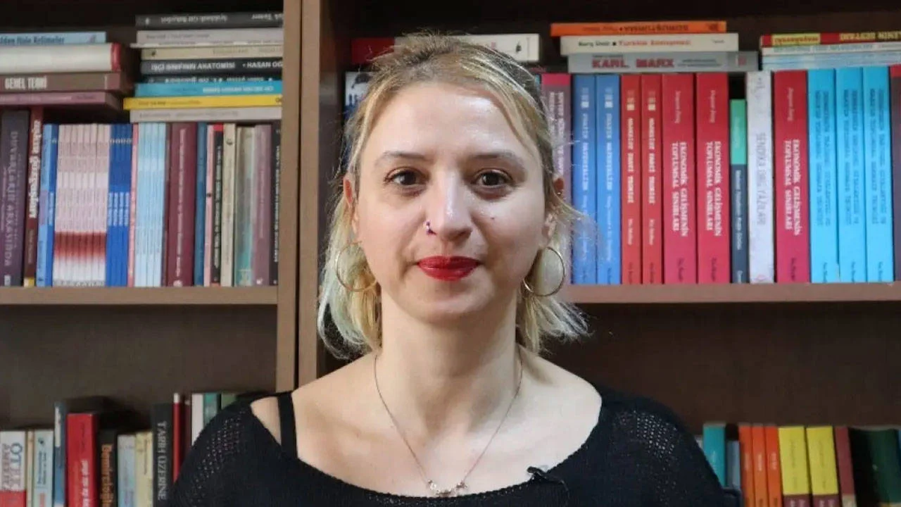 7 aydır tutukluydu: Gazeteci Pınar Gayıp tahliye edildi