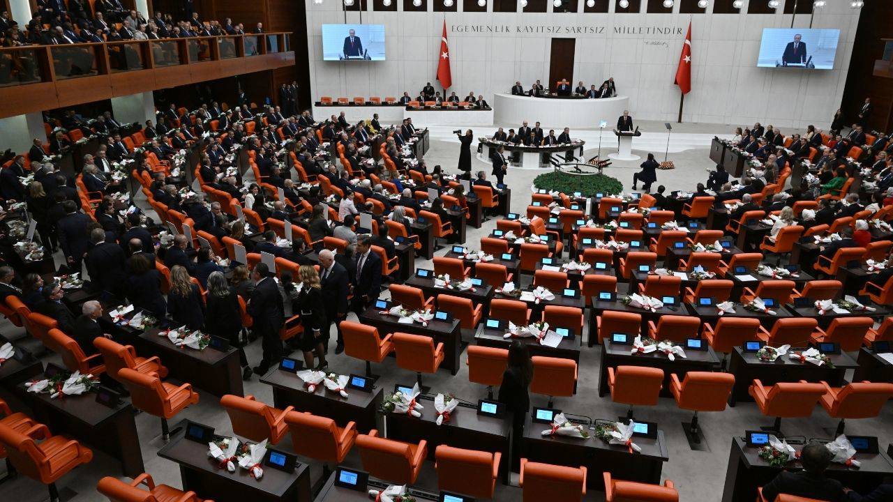 TBMM'deki protestoda operasyon etkisi: Karar bu sabah alındı