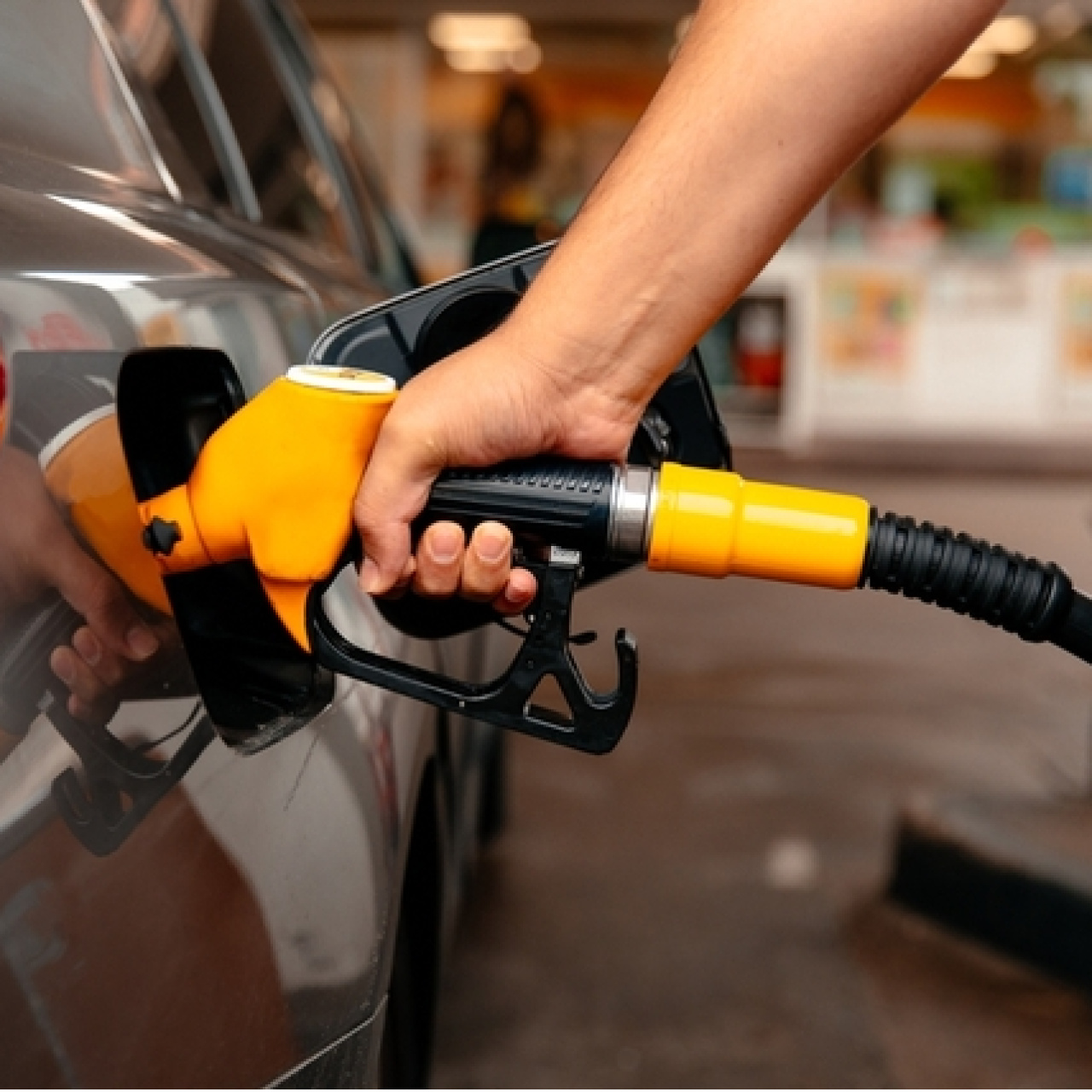 Motorine/benzine zam ya da indirim var mı?