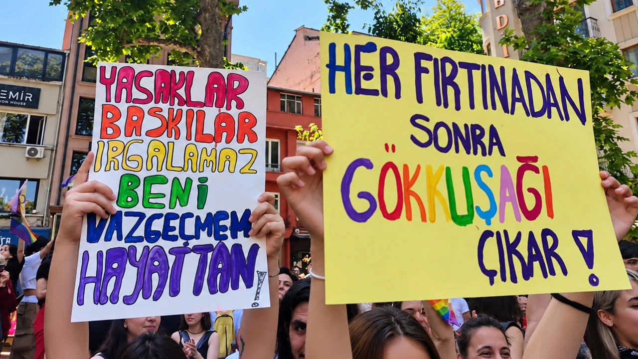 'İç düşman' siyaseti