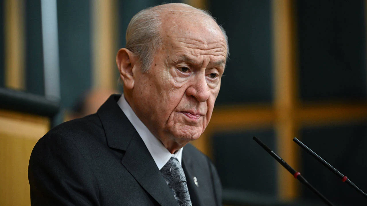 Bahçeli'den "fon vurgunu" açıklaması: Devletimiz olan biteni, çalanı, talan edeni kamuoyuna açıklamalı