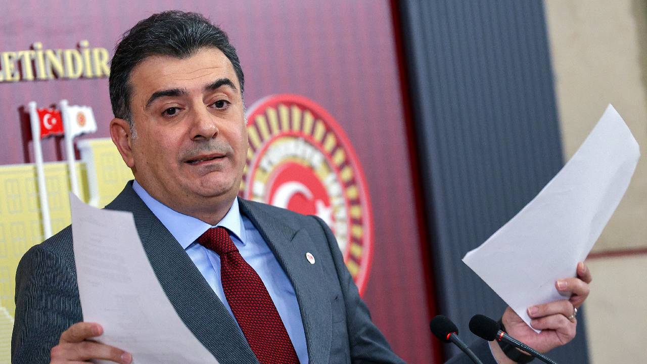YENİ Partili Emre fon soruşturması bilançosunu açıkladı