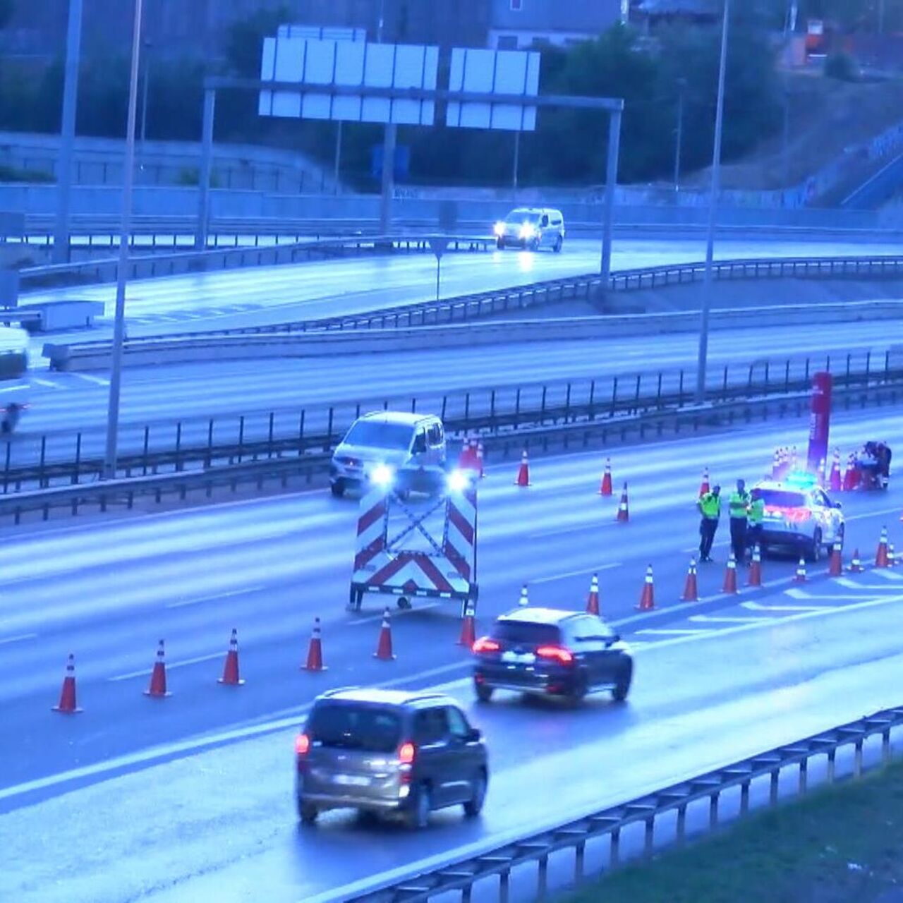 İstanbul'da bazı yollar trafiğe kapalı